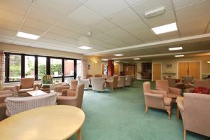 RESIDENTS LOUNGE- click for photo gallery